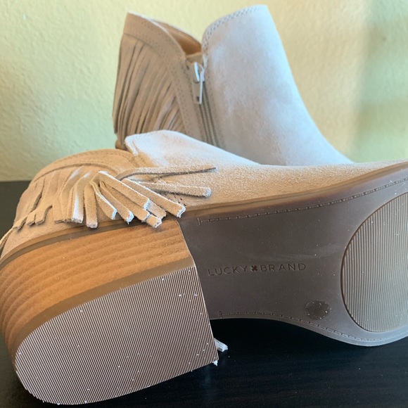 • [Lucky Brand] Suede Fringe Booties • - Picture 14 of 15